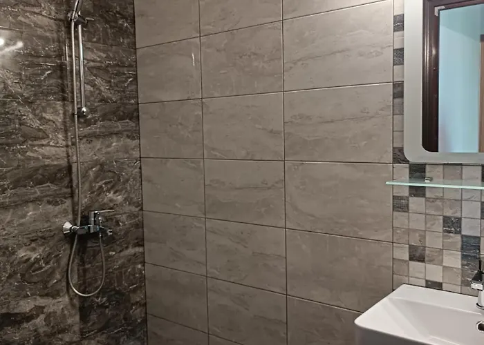 Отель Coral Family