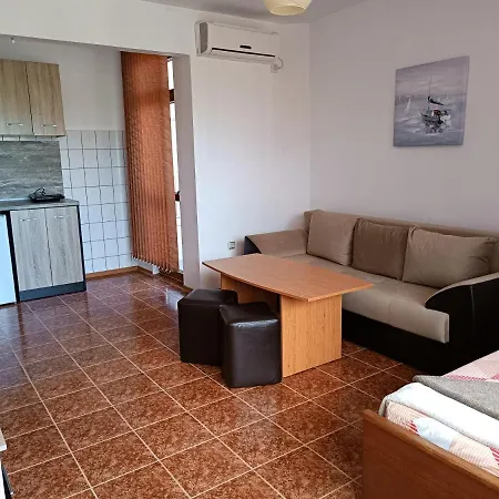 Hotell Coral Family Tjernomorets